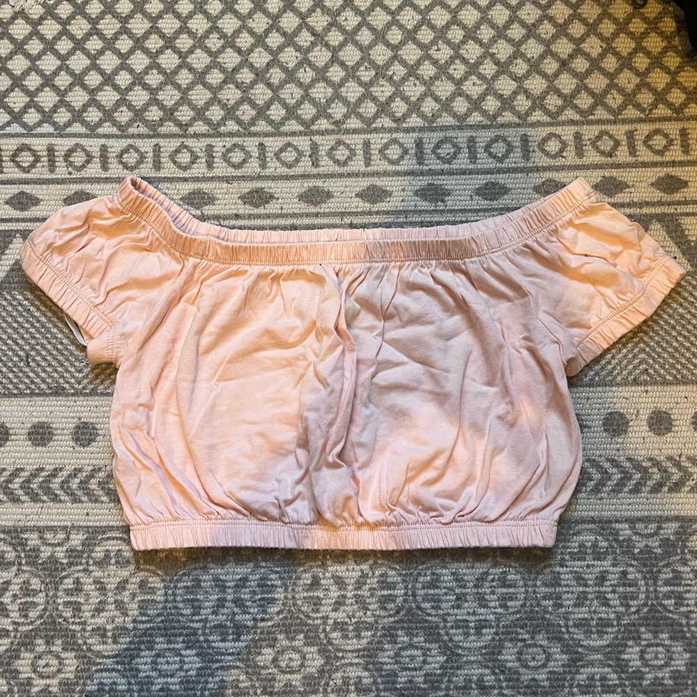 F21 size small off the shoulder peach crop top